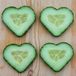 夏野菜のきゅうりが余っているなら!輪切りのパックだけではない、きゅうりを使った美容法!