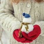 キラキラな雪をラメコスメで表現して♡Xmasデートメイク