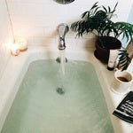 夏でも湯船に入るのは大事です。ゆっくりリラックスする時に使いたいのおすすめバスソルト