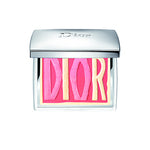 60年代のブランドロゴを復刻した"Dior"数量限定コスメが見逃せない!