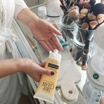 年齢とともに気になる『たるみ』ケアにはやっぱり良いものを使いたい♡美容液だけではなく付け方にもこだわって！