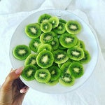 お肌や髪の美容のために食べたいフルーツ！キウイのうれしい美容効果