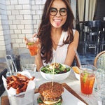 食べても飲んでもリップが落ちない！塗りたての色が一日続く 最強口紅コートジェル