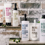 ～Nature & Co～の新しいクレンジングは植物由来の優しい成分がたくさん詰まってるんですね♡